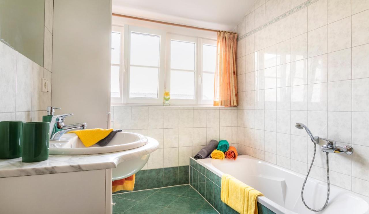 Vorderreithbauer Apartment Hof bei Salzburg Luaran gambar